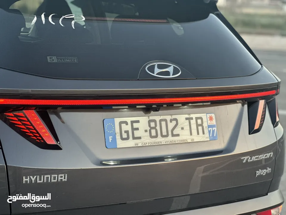 هونداي توسان/2022 Plug In فل الفل فتحة سقف بانوراما  4x4 ///271Hp   ( Haybrid) 1600cc