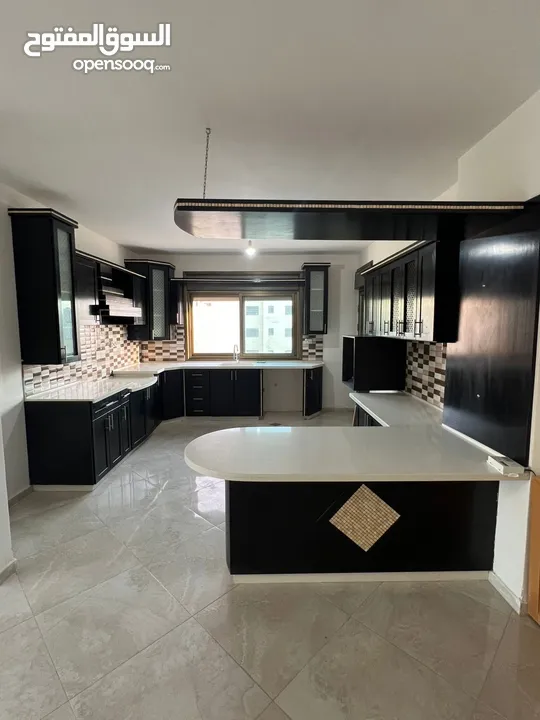 شقة جديده للبيع بالطيرة