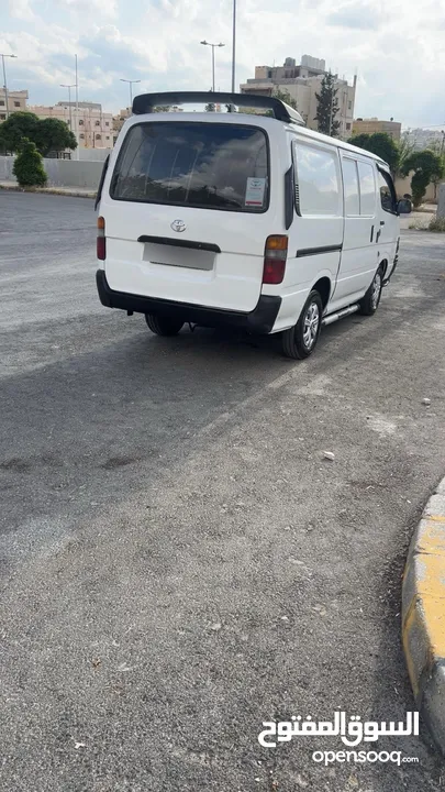 باص تويتا هايس فان وكاله