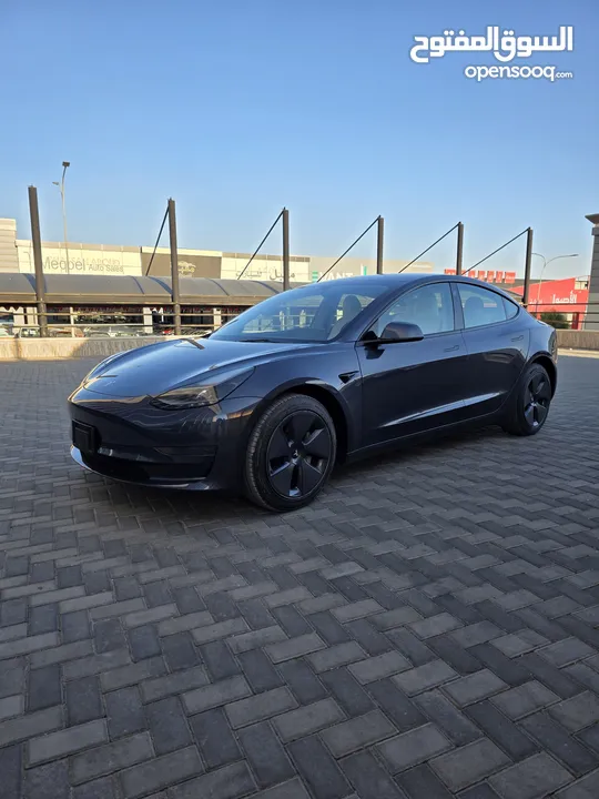 Tesla model 3 2023 ممشى قليل  فحص كامل أوتوسكور ق  B+(86)الوان مختلفه وداخلي ابيض او اسود واسعارر