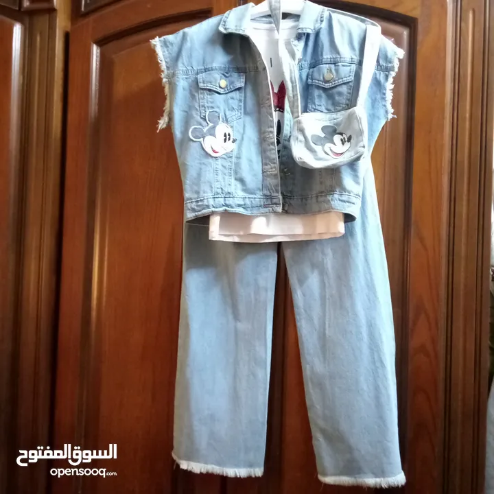 فستان وطقم شبه جديد استعمال مرتين بس