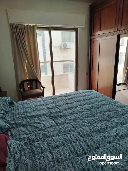 شقه للبيع الجبيهه إسكان المخابرات مقابل قصر الاميره بسمه