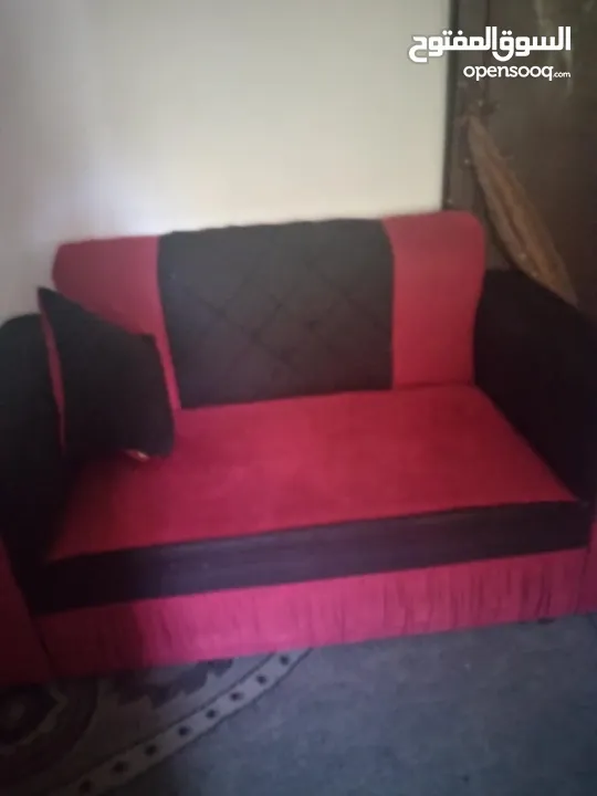 طقم كنب حرف L لون خمري واسود