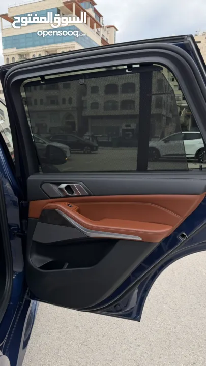 BMW X5 ترخيص 2022 ص محرك 3000 هايبرد plug in/يقطع على الشحنه 80 كيلو متر 399 حصان