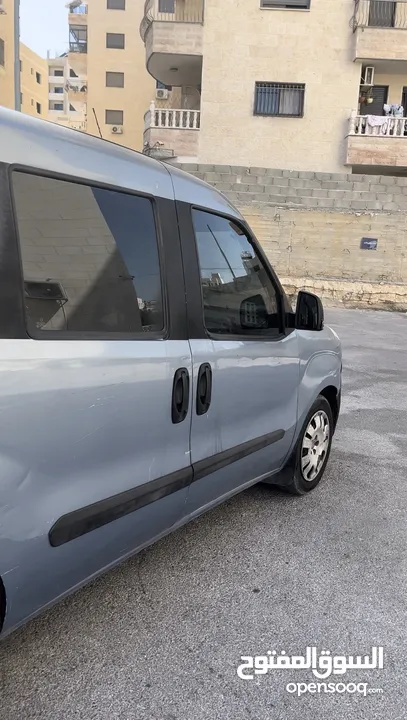 فيات دوبلو 2011 / ماطور 2000 سيسي تيربو / 7 مقاعد اصلي / عداد 80 الف كيلو / ايد اولى