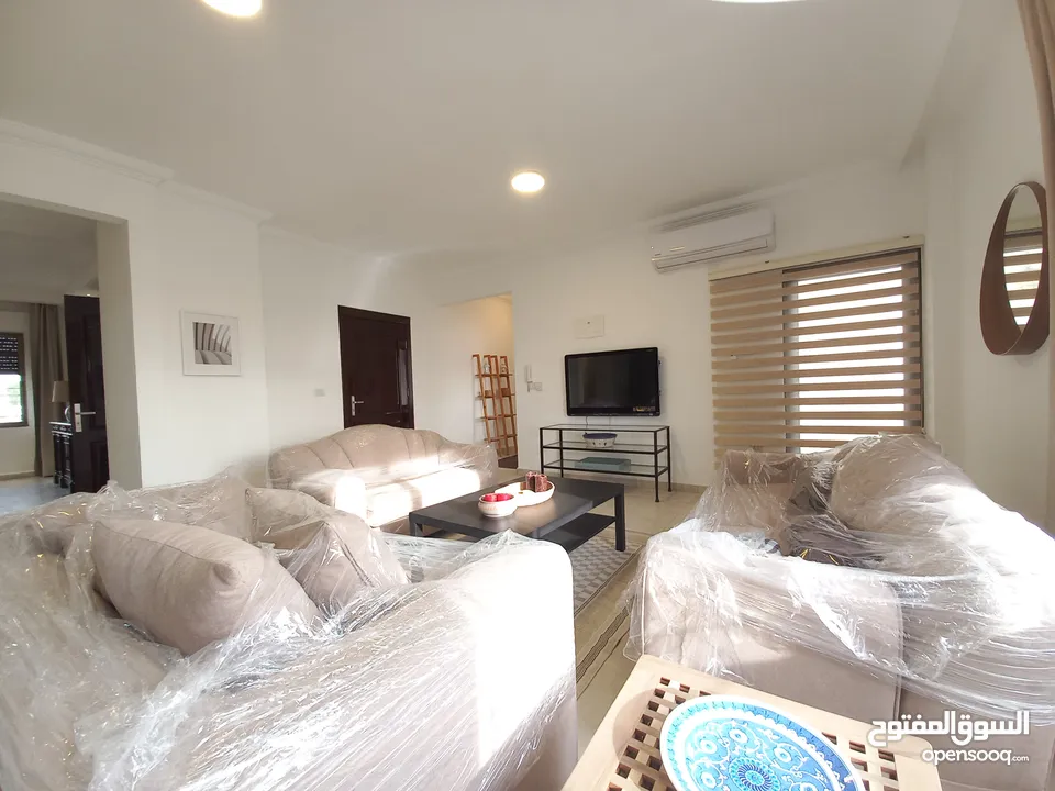 شقة مفروشة للإيجار في دير غبار  ( Property 35890 )-175089632