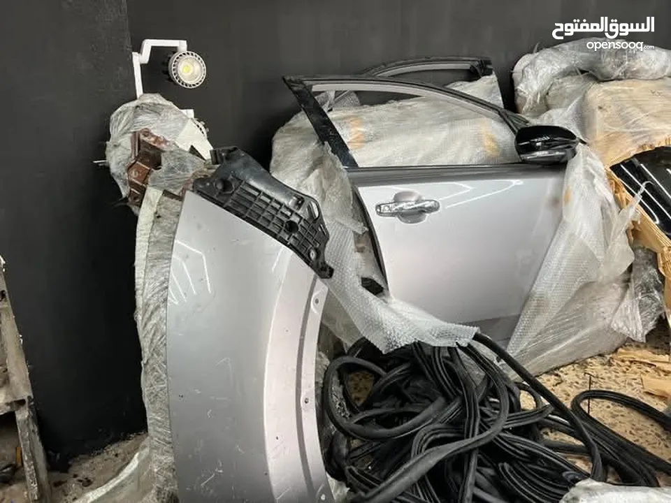 جميع قطع تويوتا chr اضويه جنحان غطا؛ أمامي واجهه اماميه ماتور جير  قطع  لكزسRX NX iS ES