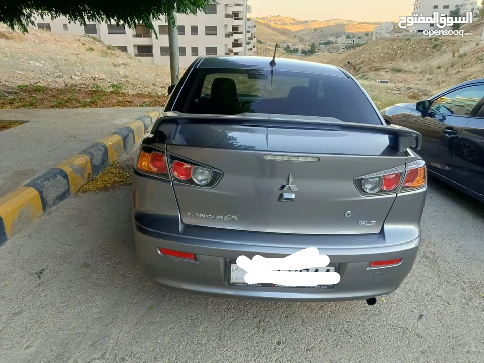 ميتسوبيشي 2018 للبيع