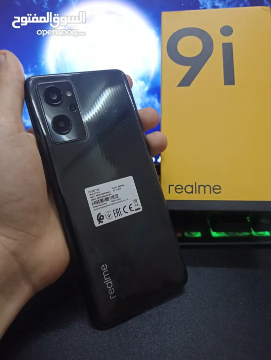 جهاز realme 9i استخدام خفيف 9 شهور معاه جرابين  السعر 5900