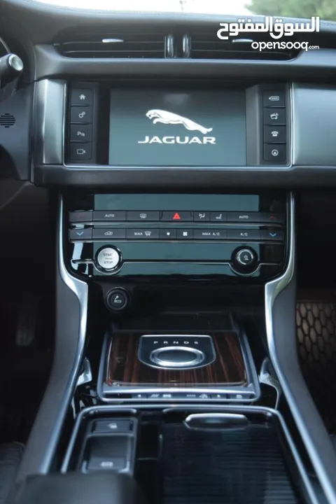 Jaguar XF Portfolio 2016 للبيع