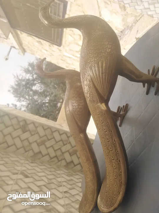 طاووس عدد 2 نحاس اصلي للبيع ب 65 دينار وزنهم 3 كيلو