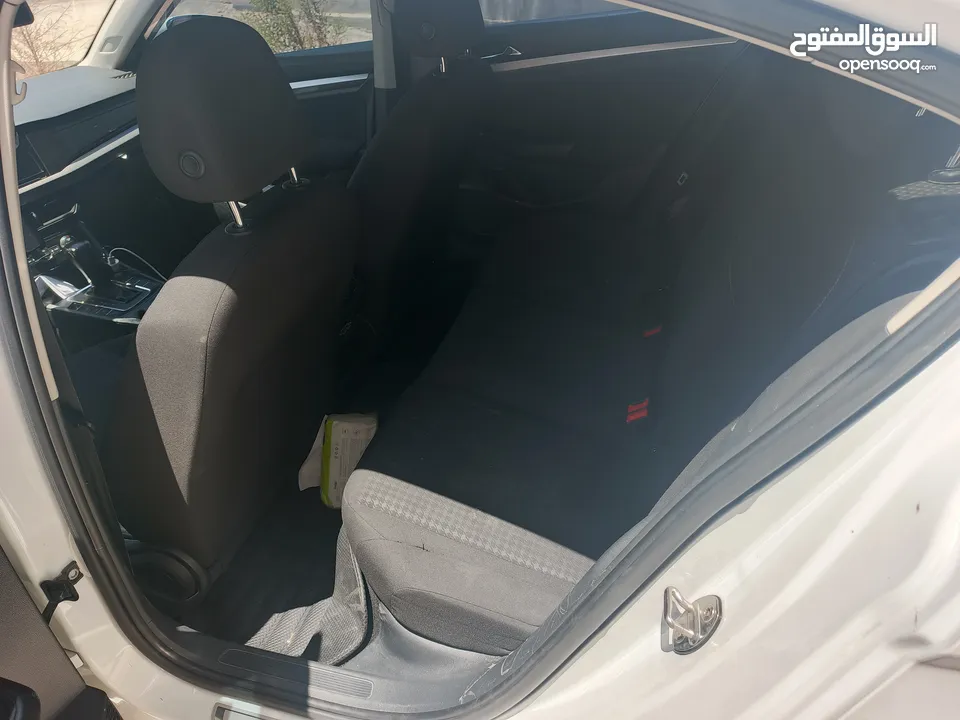 فولكس فاجن ايبورا
