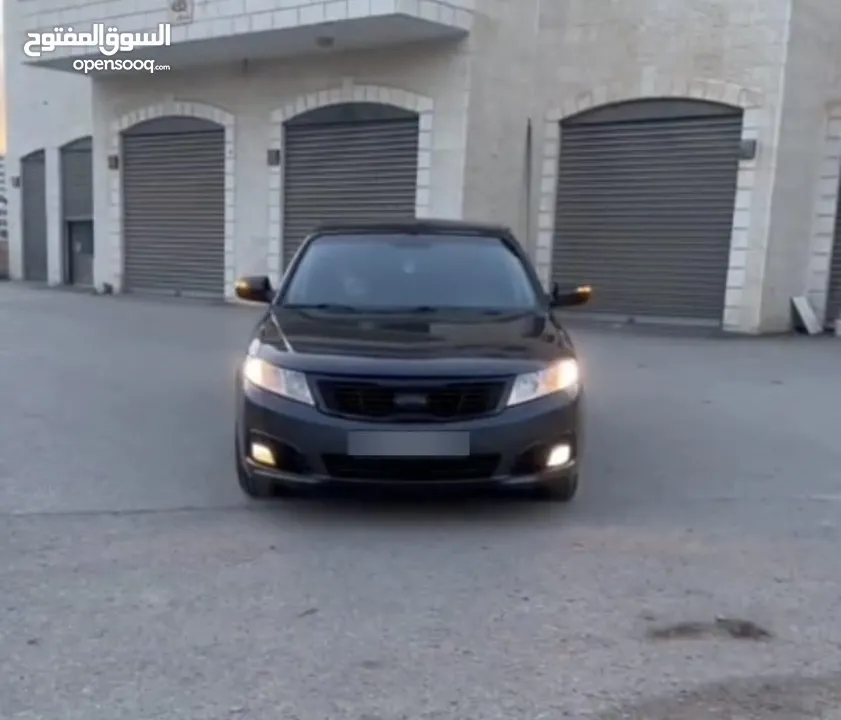 Kia للبيع للتواصل عبر الرقم
