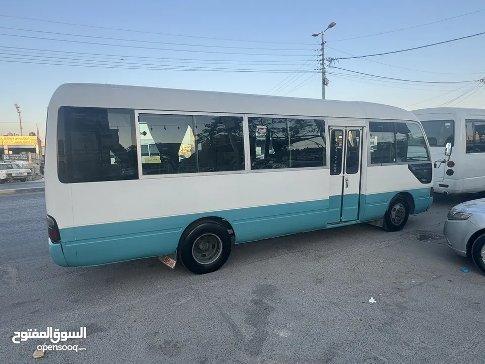 باصين تويتا كوستر 2006