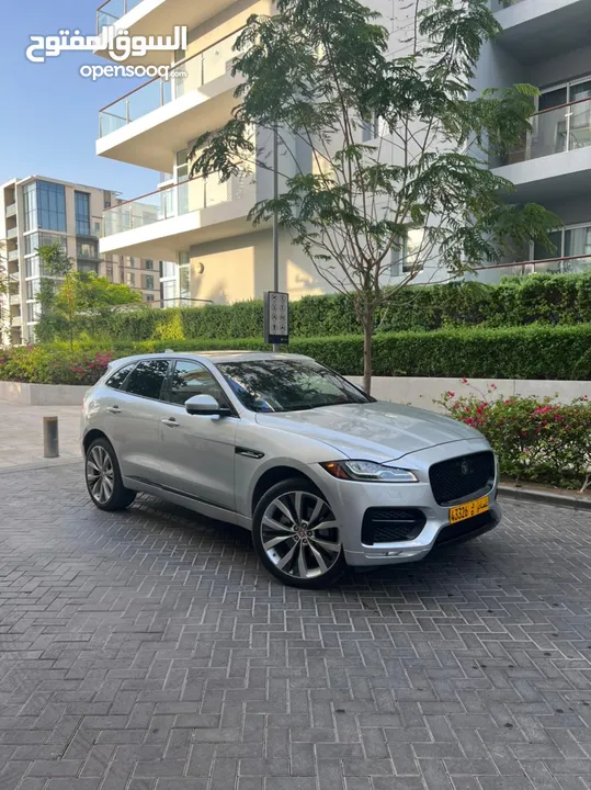 Jaguar F pace R dynamic 2017