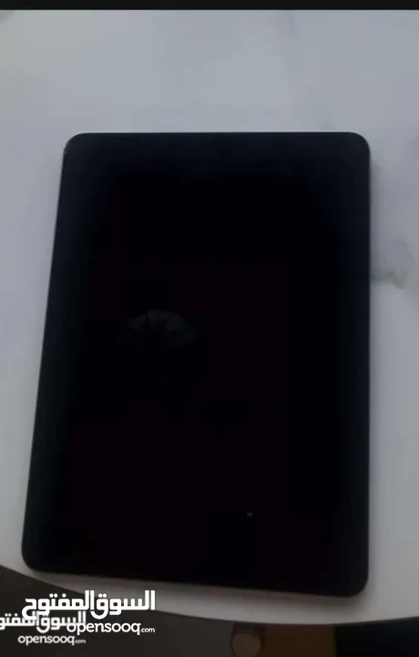 ايباد 11pro معالج M2  مساحه 128