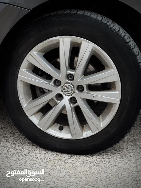 السيارة للبيع بسعر مغري