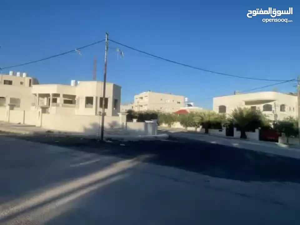 ارض للبيع من المالك مباشرة بموقع متميز في منطقة الجويدة