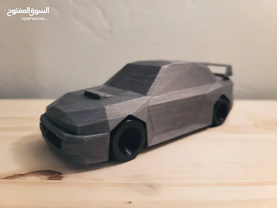 مجسمات لسيارات بتصميم  مكعبي (low poly)