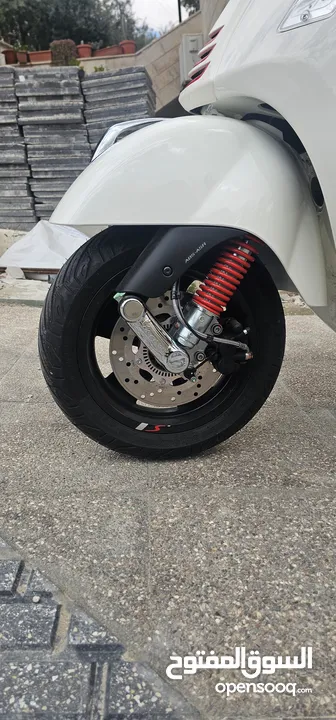 vespa super sport