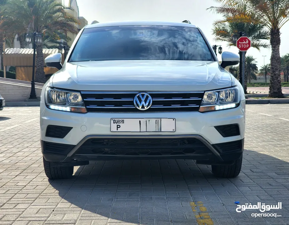 2018 Volkswagen Tiguan / Gcc Specs/ 4 Cylinder / 7 Seats / Mid Option