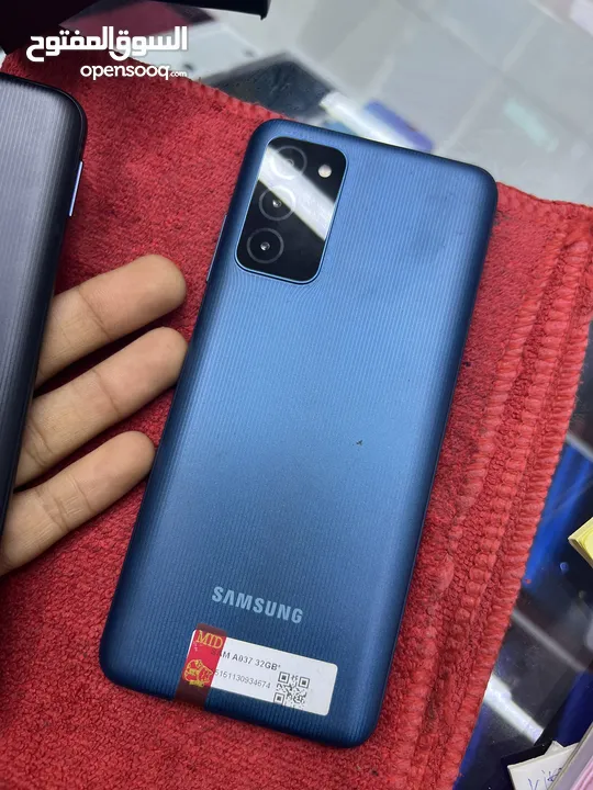 Samsung A03s.   3/32GB