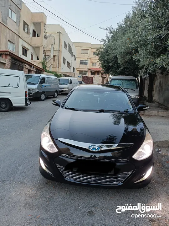 هونداي سوناتا 2012 لون اسود