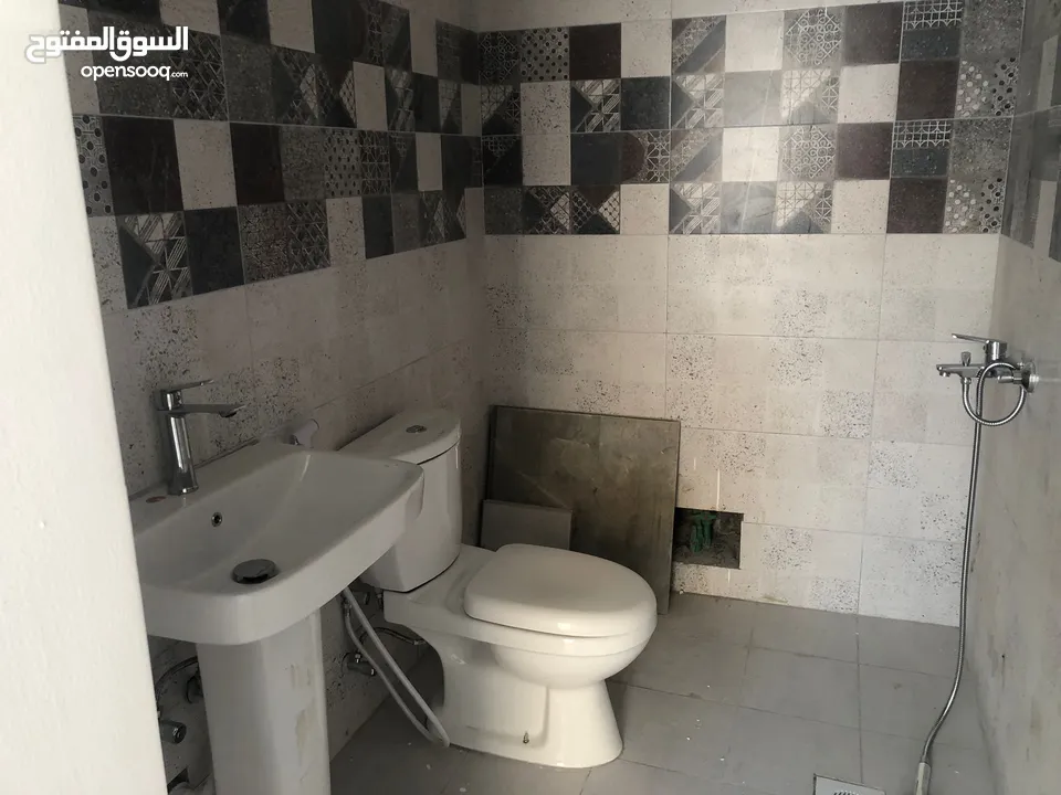 Land For Rent With Office And Kitchen And toilet