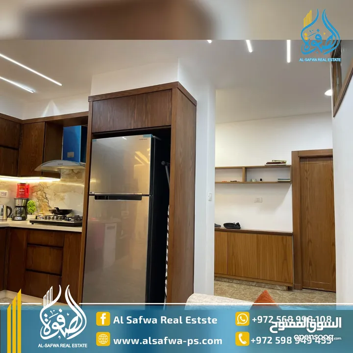 روف مميز سوبر ديلوكس بمساحه واسعه ومريح جدا و مميز جدا للسكن