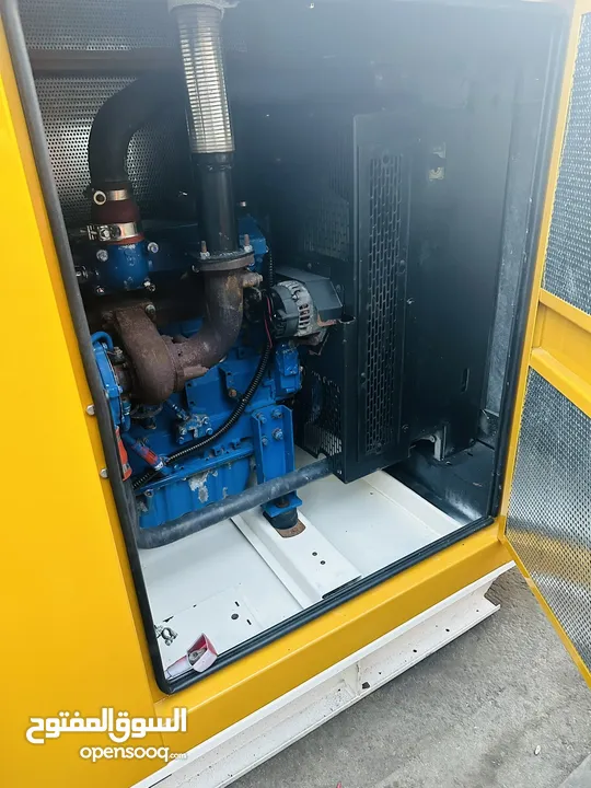 مولد كهرباء بيركنز 165 KVA برطاني اصلي