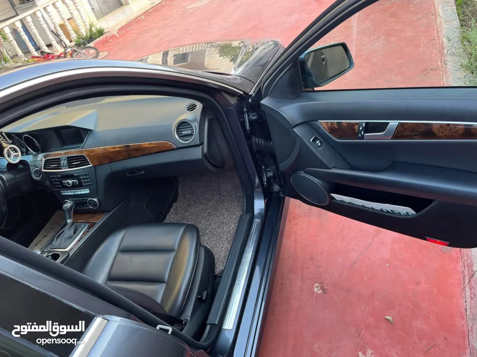 مرسيدس AMG 2013 بحالة الوكالة للبيع