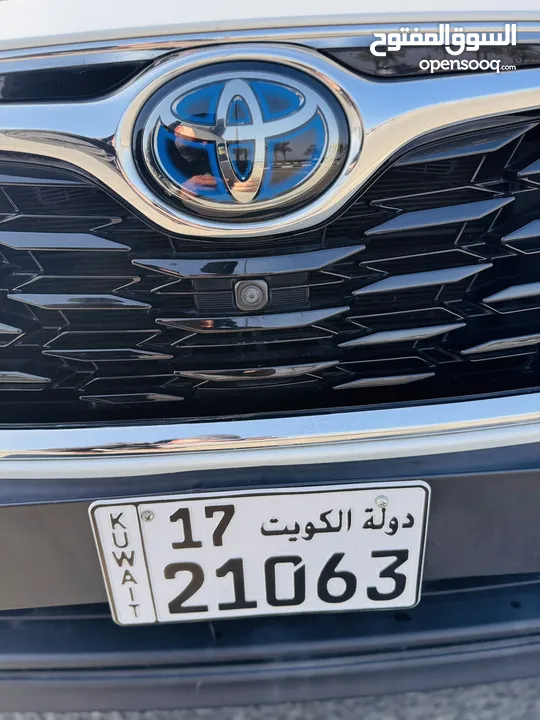 Toyota Highlander limited 2020 كويتيه غير مجمركة شرط الفحص بالكااامل