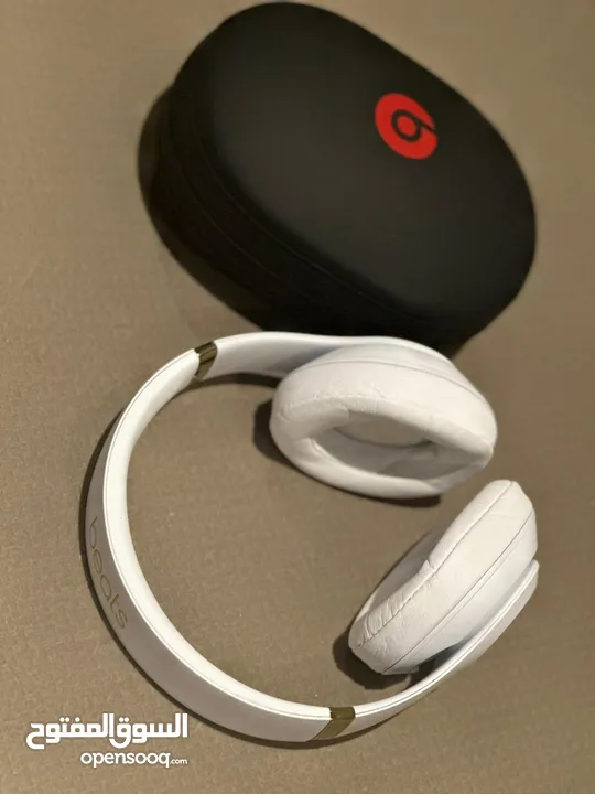 سماعةBeats Studio3 Active Noise Cancelling Wireless Bluetooth Over-Ear Headphones