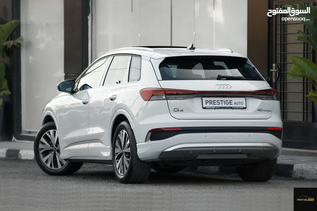 Audi E-tron Q4 2023