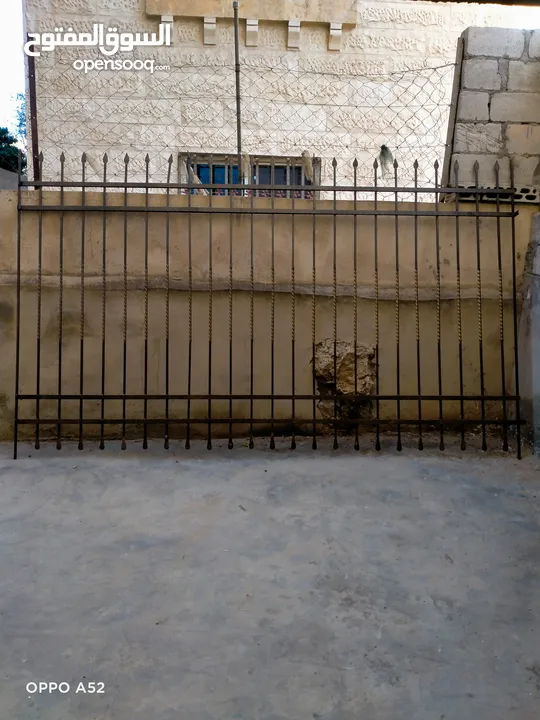 شبك حماية حربات حديد ثقيل مستعمل  خفيف  زي الجديد