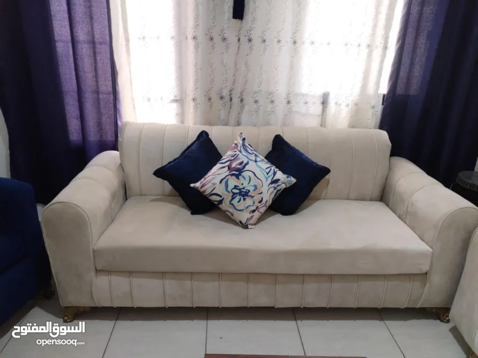 طقم كنب للبيع