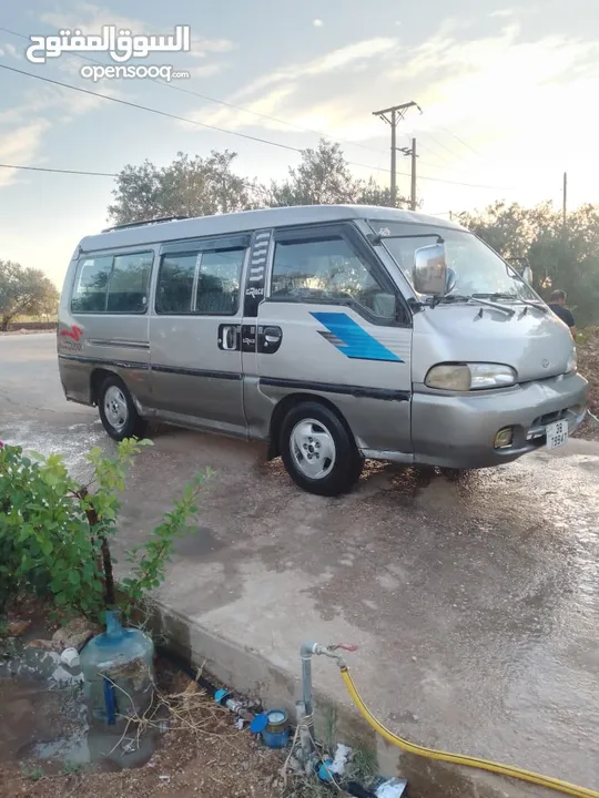 باص هنداي h100  بحالة ممتازة