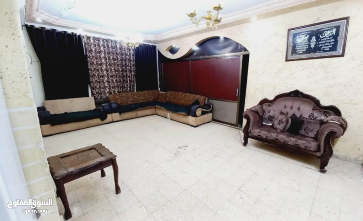عماره ثلاث طوابق للبيع بسعر مغري بسم الله ما شاء الله اقرأ الوصف مهم جدا جدا