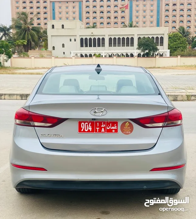 Hyundai Elantra For Rent -هونداي النترا للايجار اليومي-الاسبوعي-الشهري