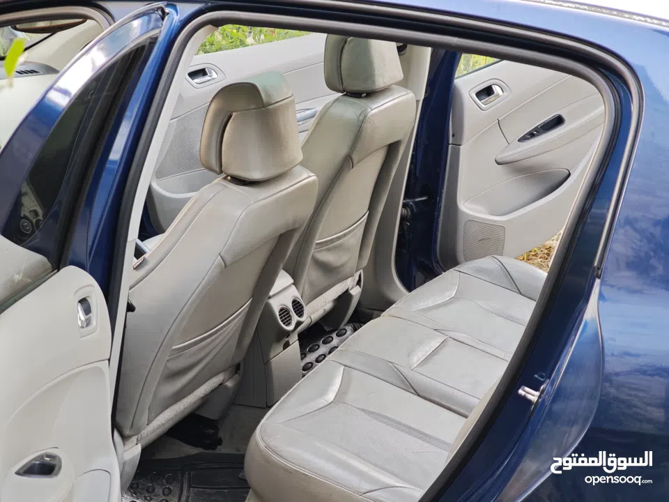 بيجو 308 sport فـل اضافات