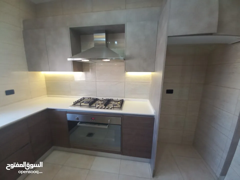 شقة للبيع في دير غبار بناء حديث