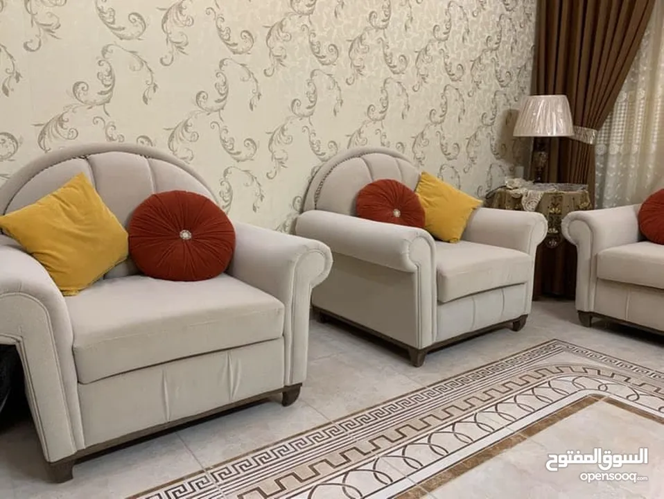 طقم كنب اخو الجديد بسعر مغري موجود في نابلس الجديده