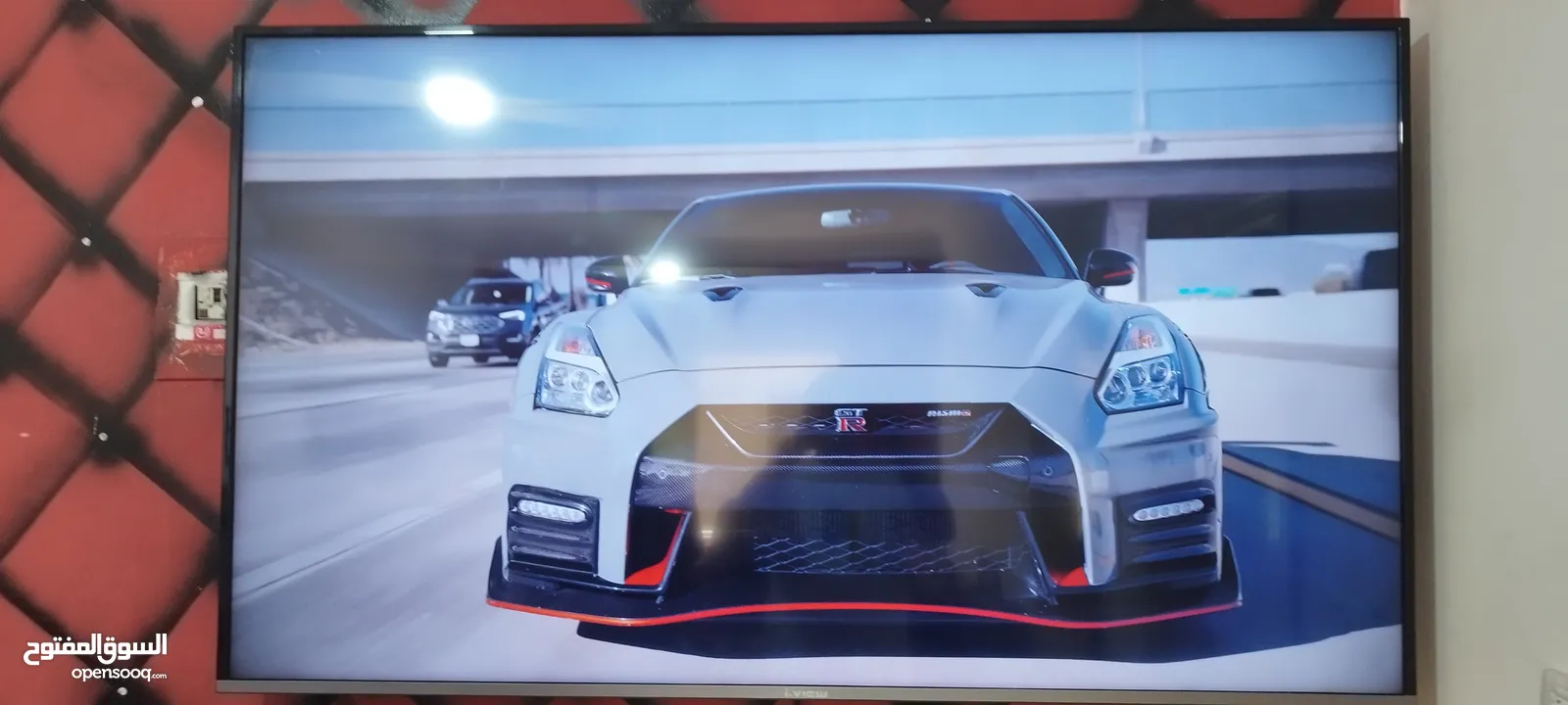 شاشه نوع ivew 65inch smart 4k HDR 10