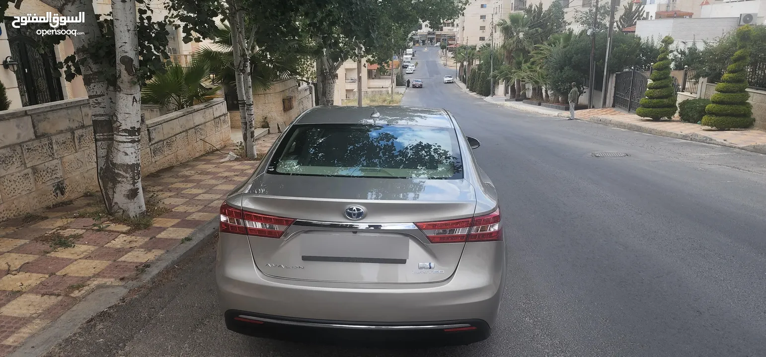 تويوتا افالون هايبرد 2015 فل كامل وأعلى صنف Limited وارد و مواصفات أمريكيه مالك واحد فحص كامل
