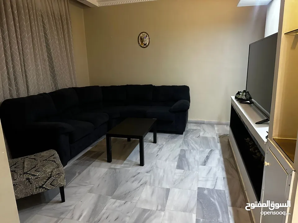 ‏Looking for a Flatmate – Apartment in AlSahel, Sweifieh