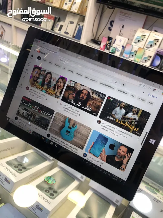 تابلت مايكروسوفت سيرفس 3 نظام ويندوز 10 مستعمل بحالة الوكالة