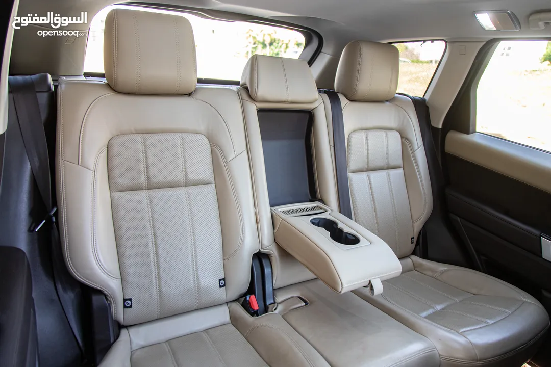 Range Rover Sport Hse 2020 بحالة ممتازة جدا