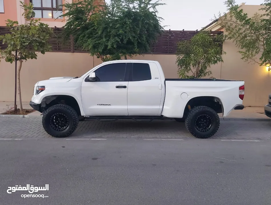 DHS 41000/= TOYOTA TUNDRA SR5 2008 4X4 قمه في النظافه - مسرفس بالكامل - بحالة ممتازة جداً