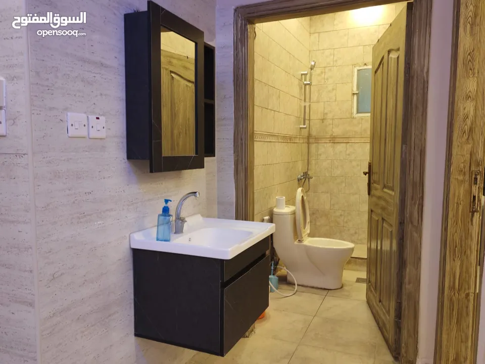 شقق مفروشه