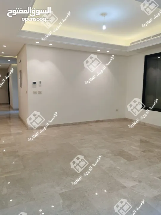شقة فاخرة سوبر ديلوكس في أرقى واجمل مناطق دير غبار